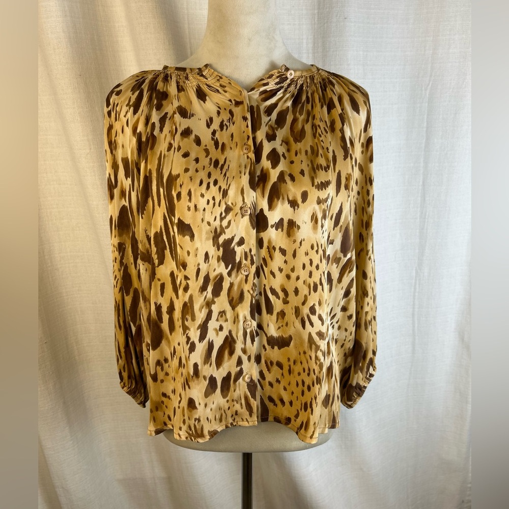 Tucker Silk-The Classic Blouse Animal Print‎ in Brown and Tan